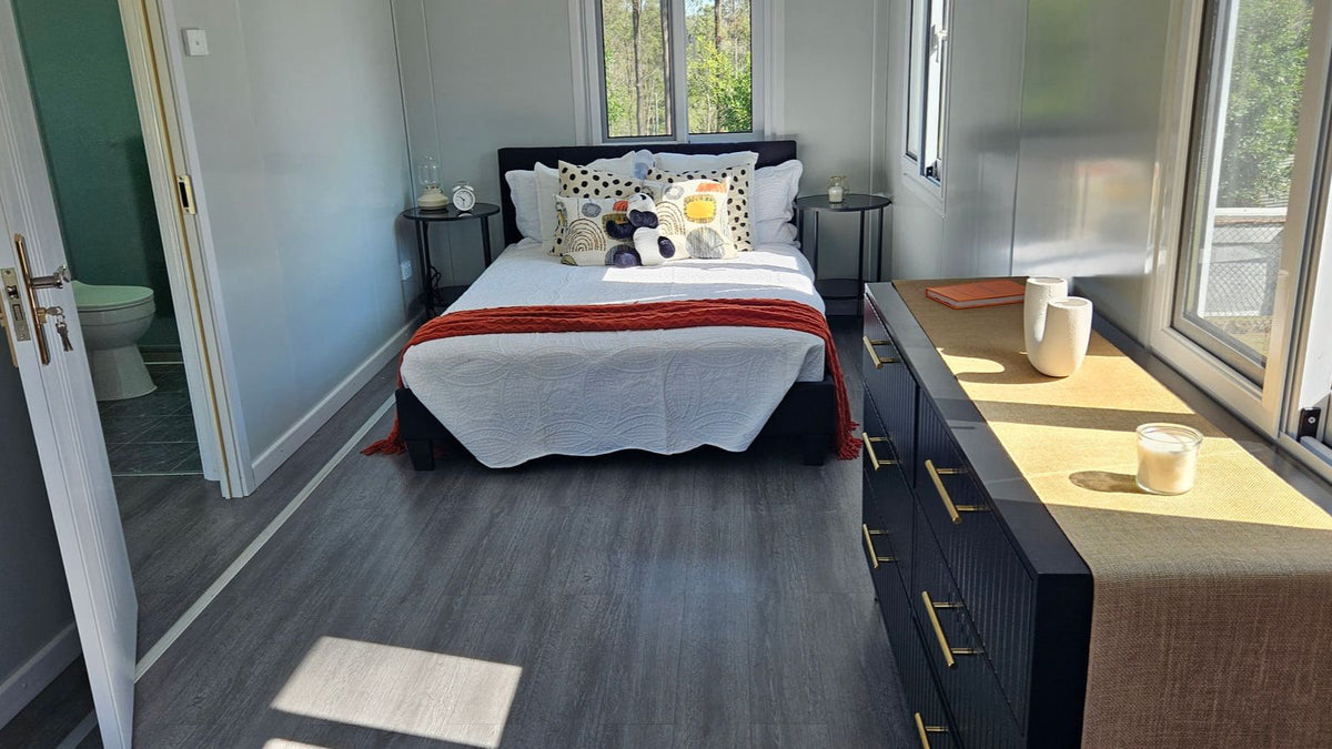 Vista Bode – 40' Expandable Flat Container Home | 2 Bedrooms | Full Bath, Kitchen, Living Room | 775 SF Modular Tiny Home